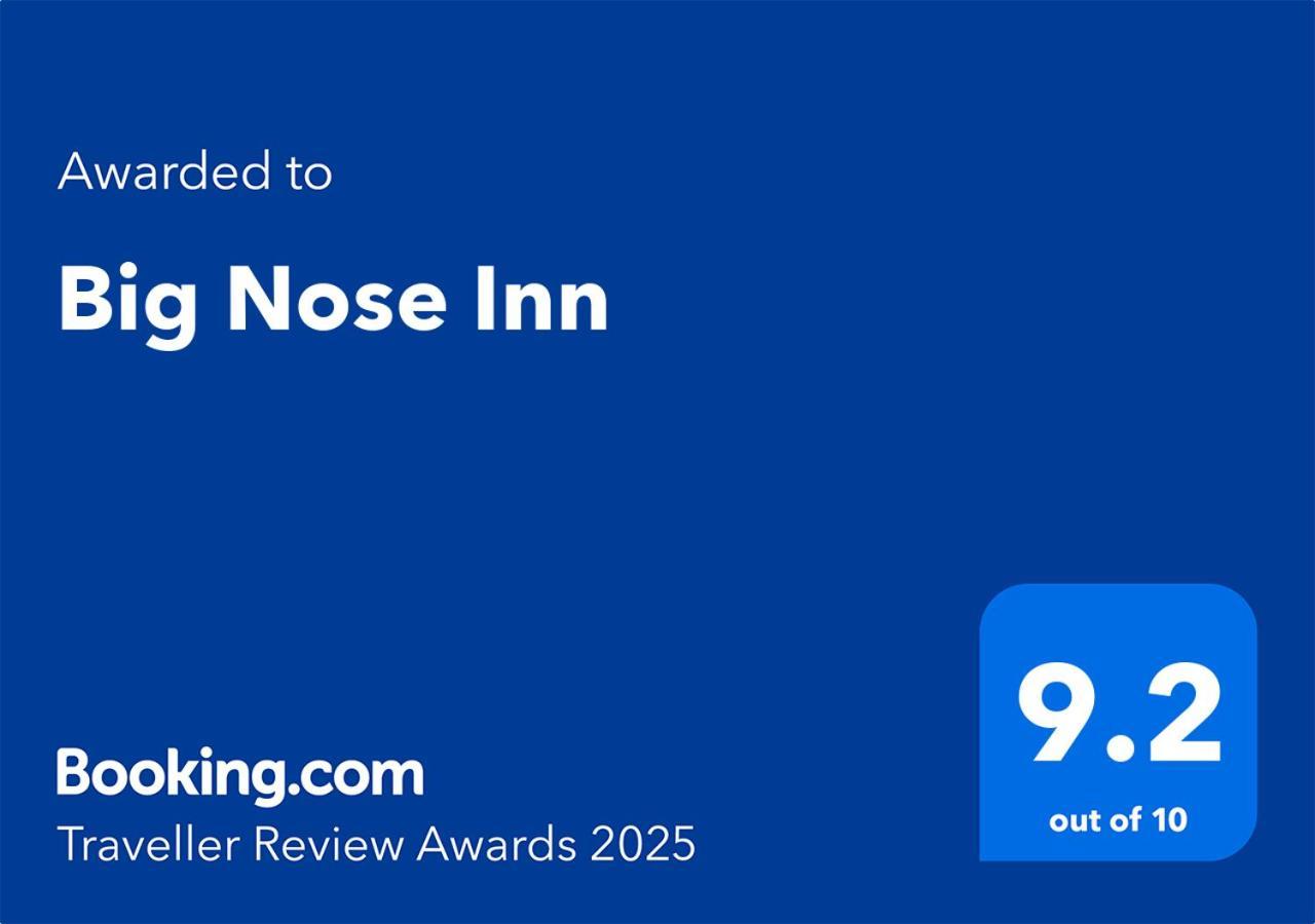 Big Nose Inn Heng-ch'un Buitenkant foto